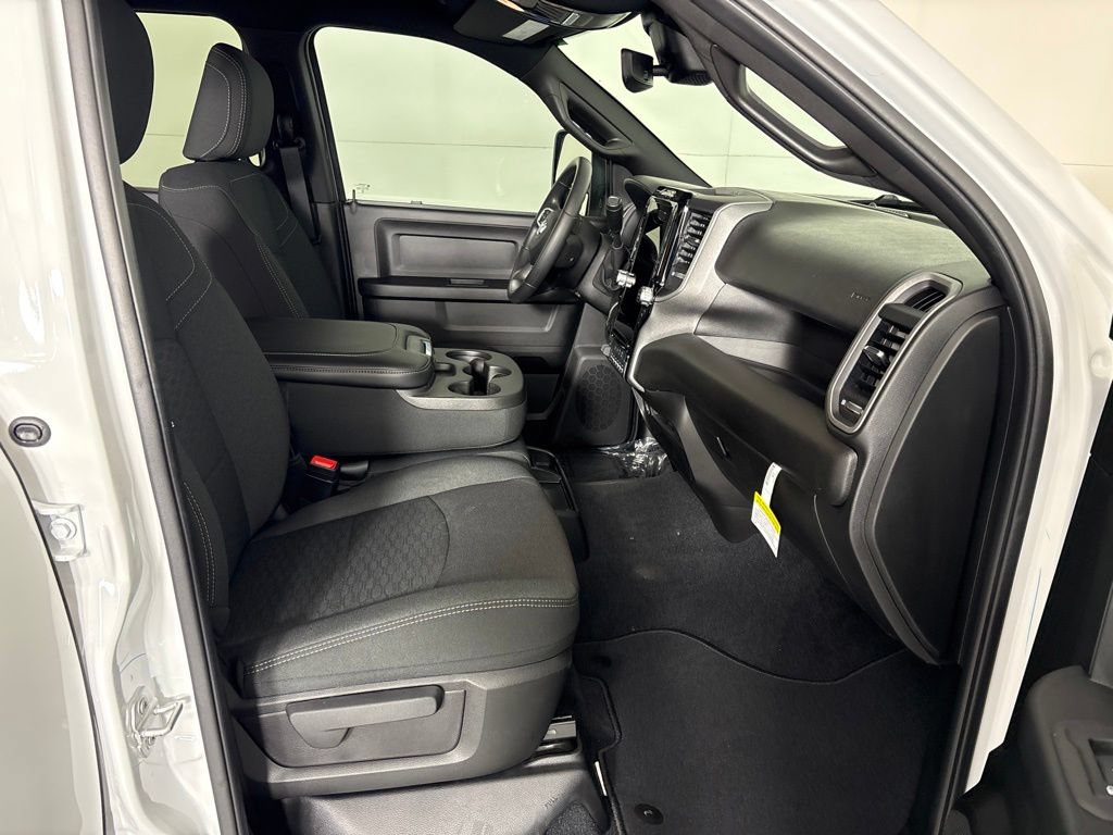 New 2027 RAM 3500 Tradesman AWD/4WD image 18
