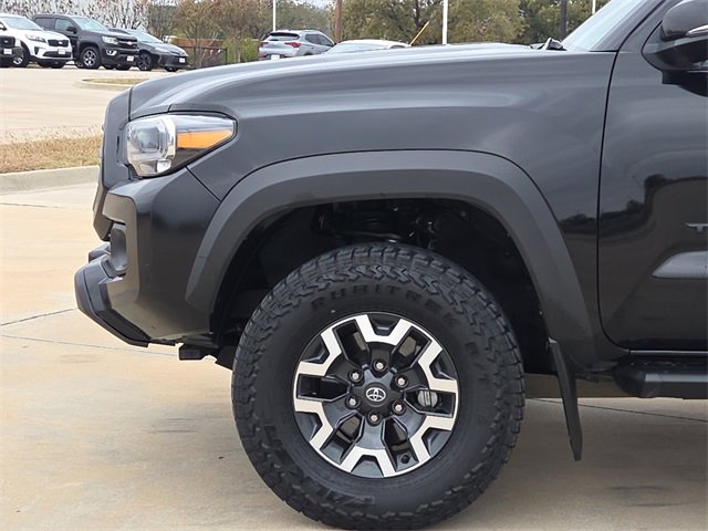 Used 2023 Toyota Tacoma TRD Off-Road image 5