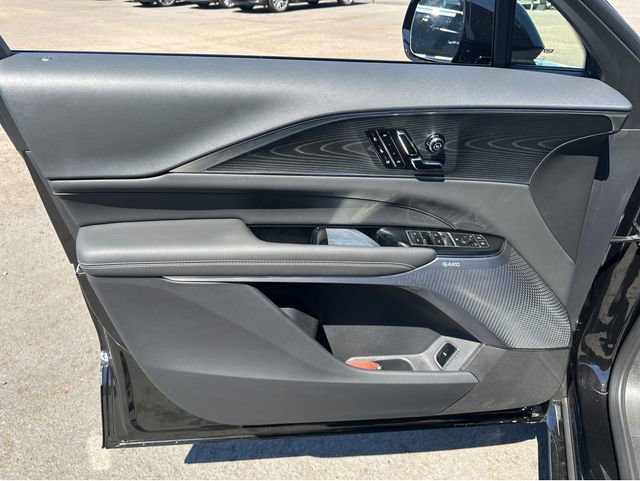 New 2026 Cadillac Lyriq V image 7