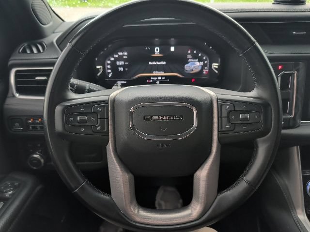 Used 2023 GMC Yukon Denali AWD/4WD image 21