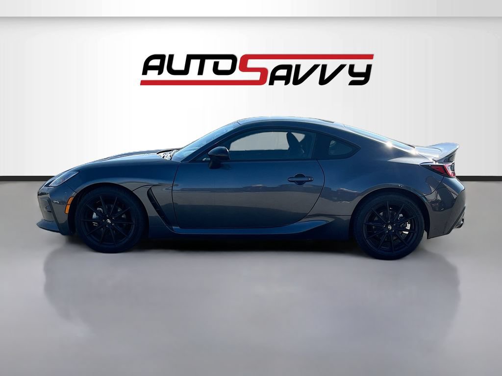 Used 2025 Toyota GR86 Premium w/ ALL Weather Mat Package (TMS) RWD image 4