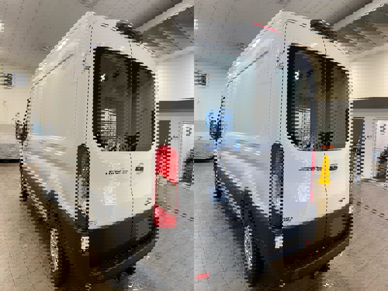 New 2026 Ford Transit 250 MR 148 WB w/ Exterior Upgrade Package image 5