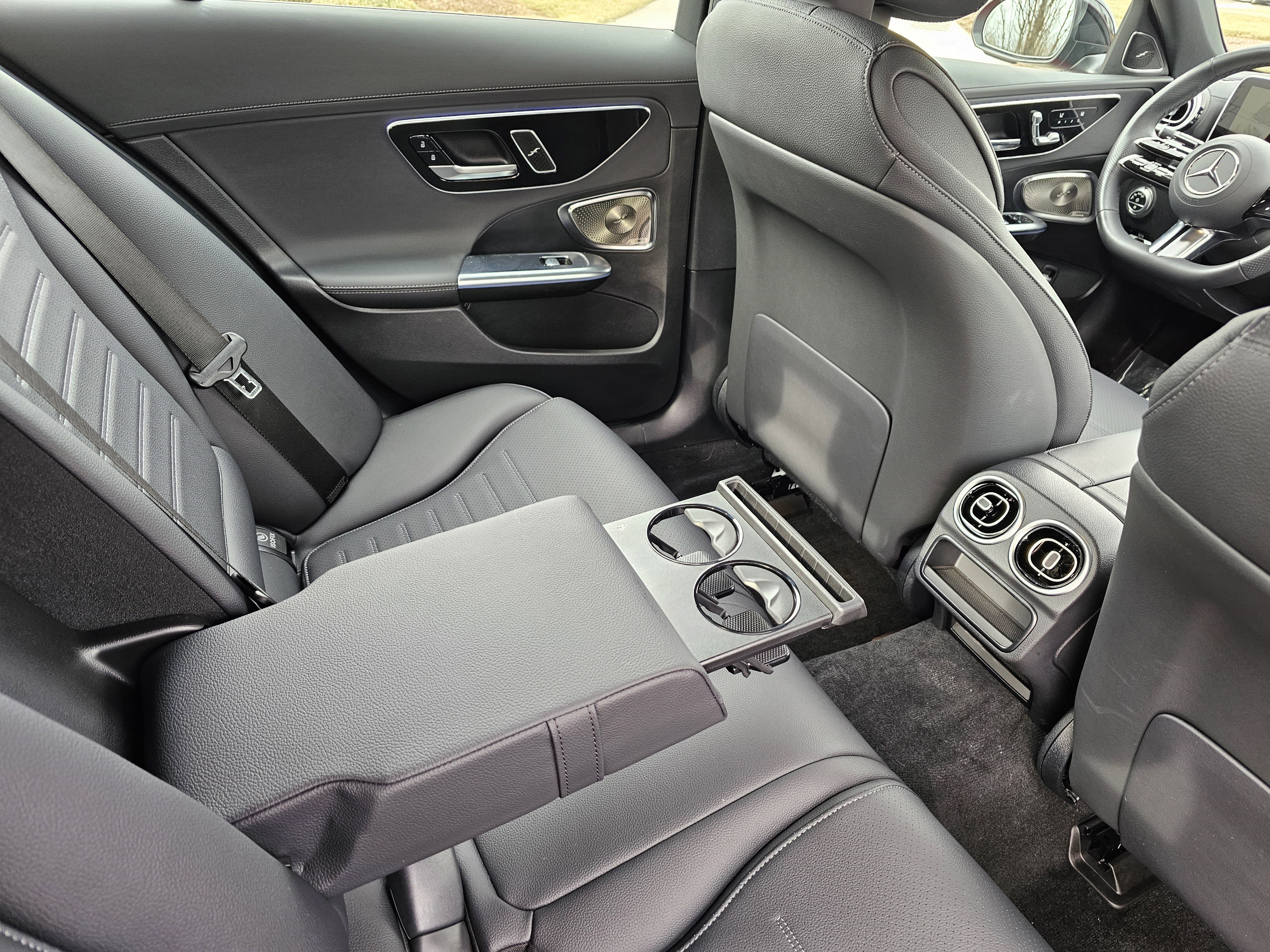 Used 2025 Mercedes-Benz C 300 4MATIC Sedan image 27