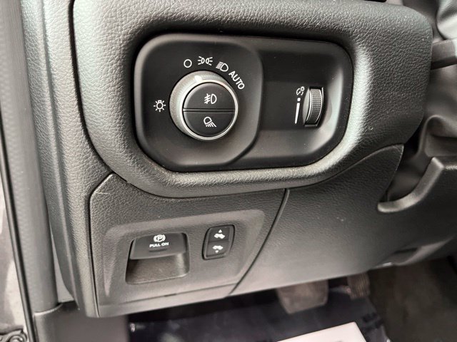 Used 2023 RAM 1500 Big Horn AWD/4WD image 36