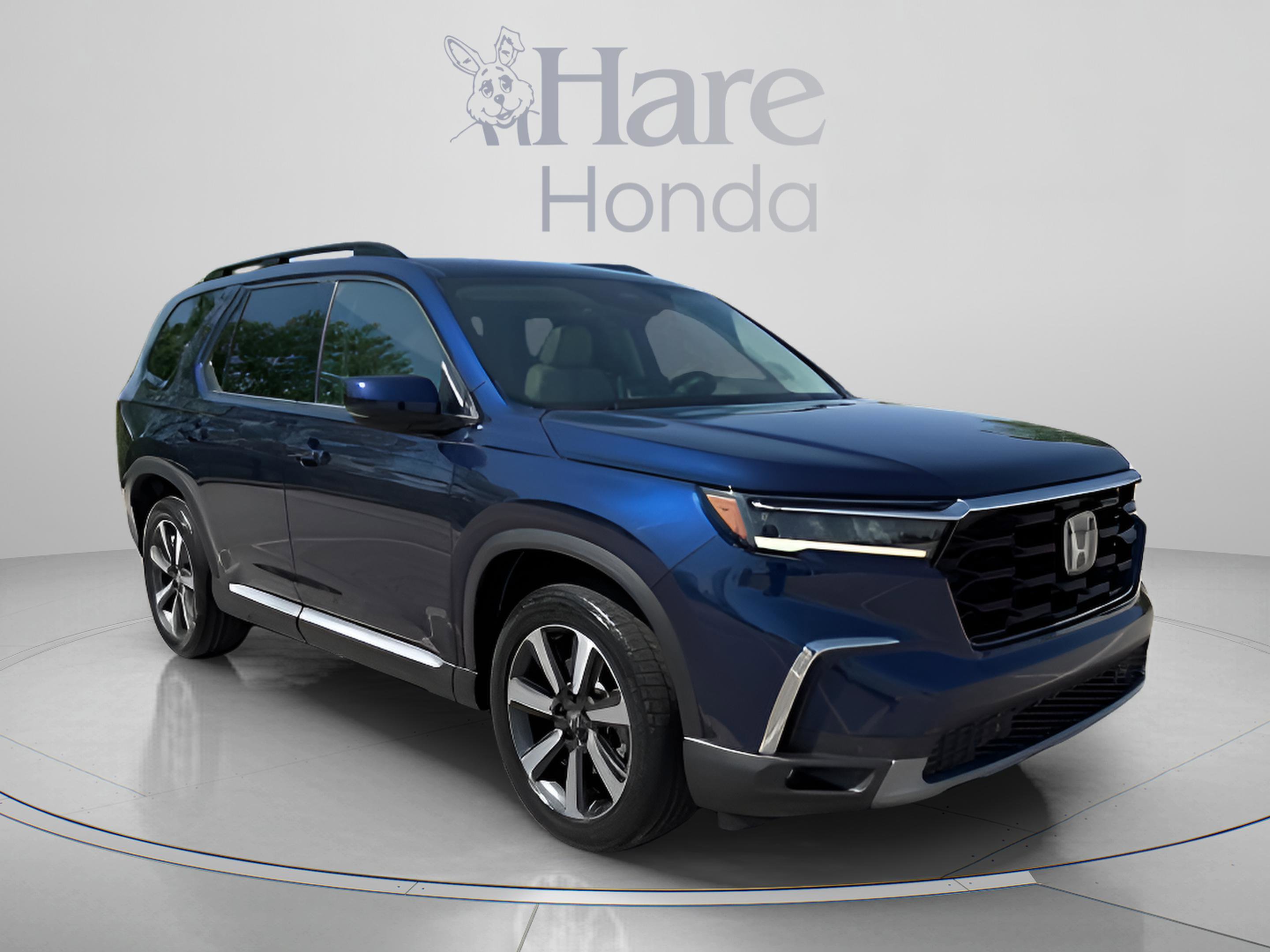 Certified 2024 Honda Pilot Touring image 7