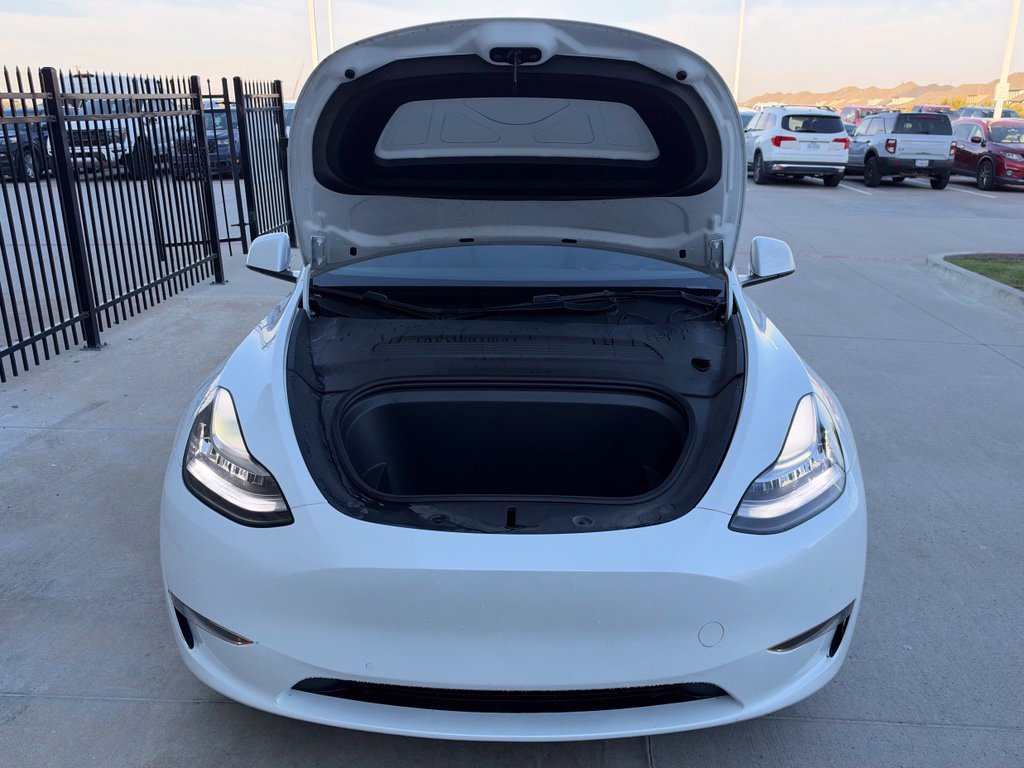 Used 2021 Tesla Model Y Long Range AWD/4WD image 25