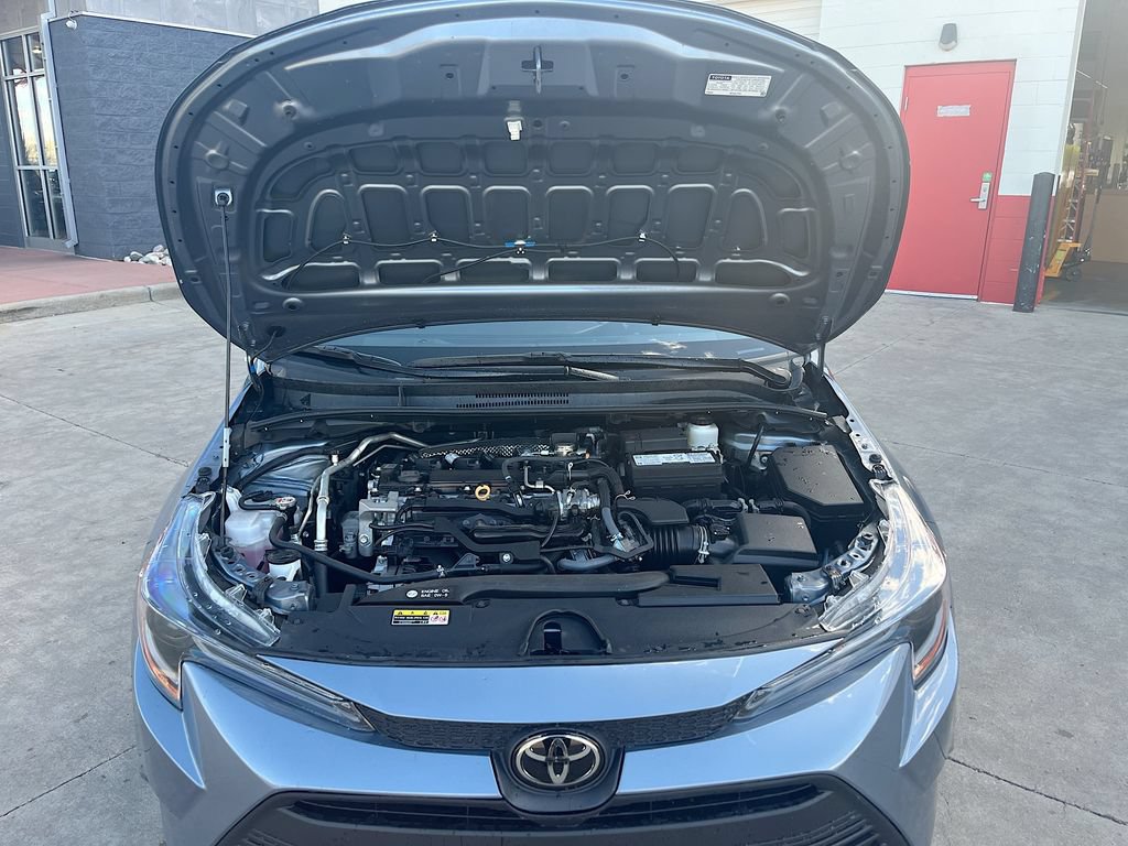 Used 2025 Toyota Corolla LE FWD image 28