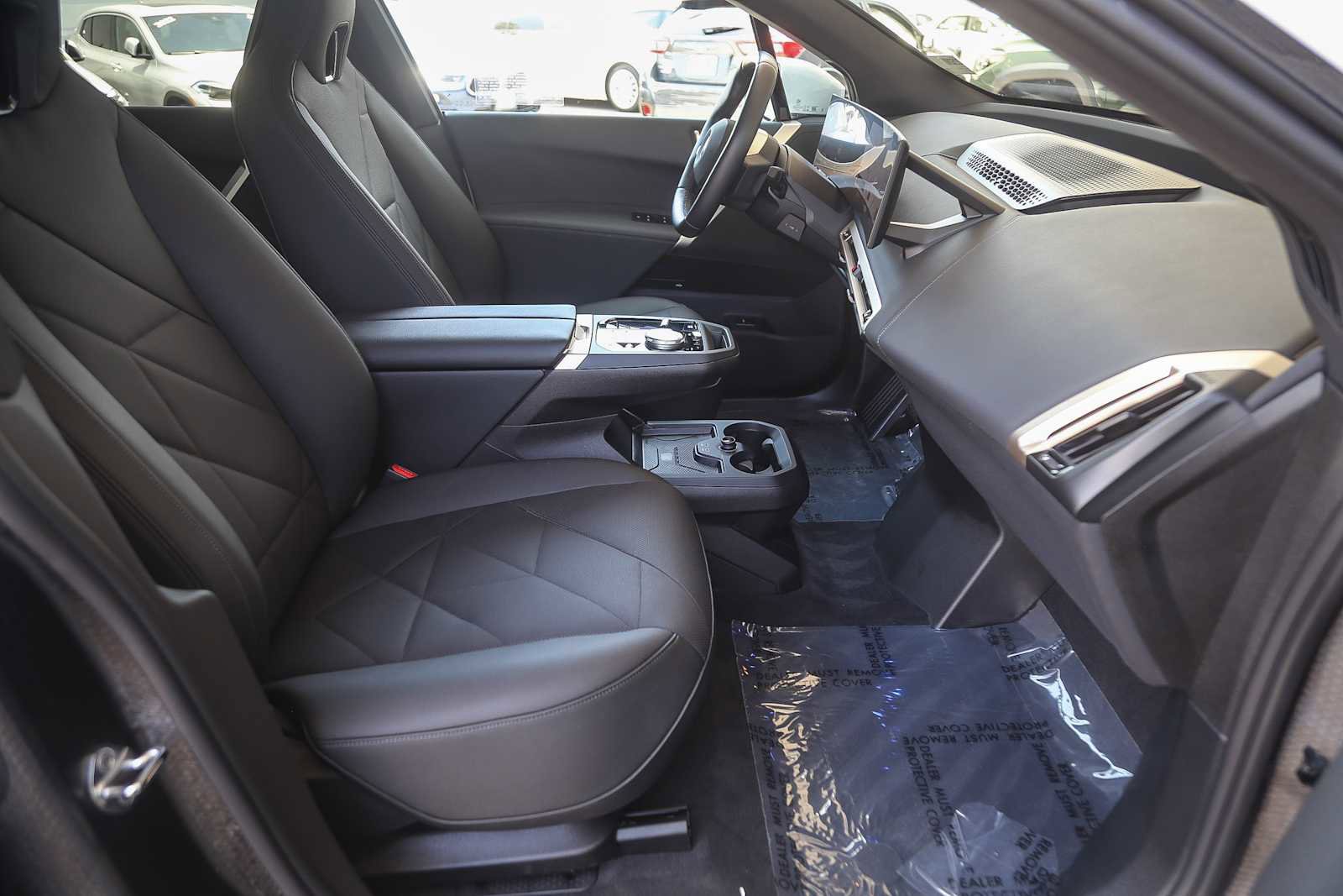 Used 2025 BMW iX xDrive50 image 13