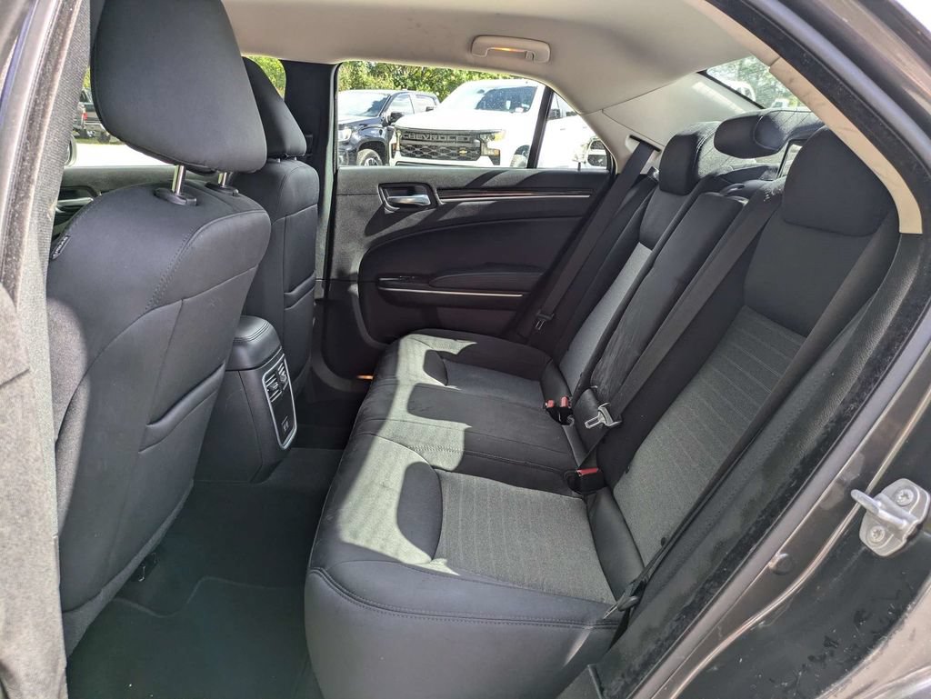 Used 2023 Chrysler 300 Touring w/ Sport Appearance Package RWD image 13