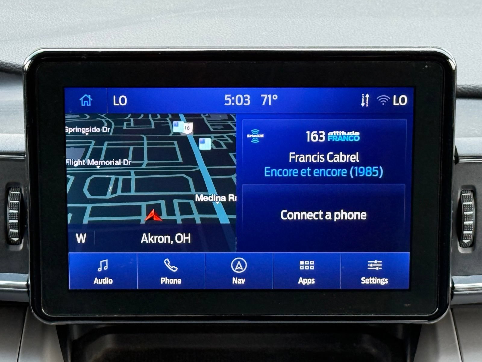 Used 2024 Ford Explorer XLT w/ Equipment Group 202A AWD/4WD image 22