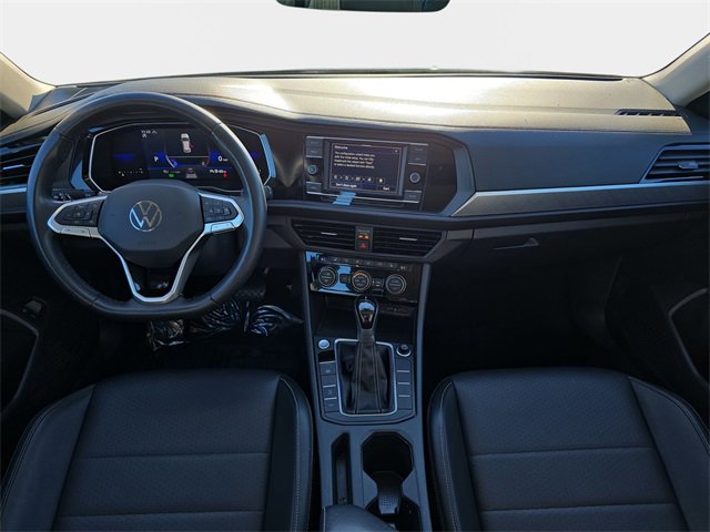 Used 2022 Volkswagen Jetta SE image 10