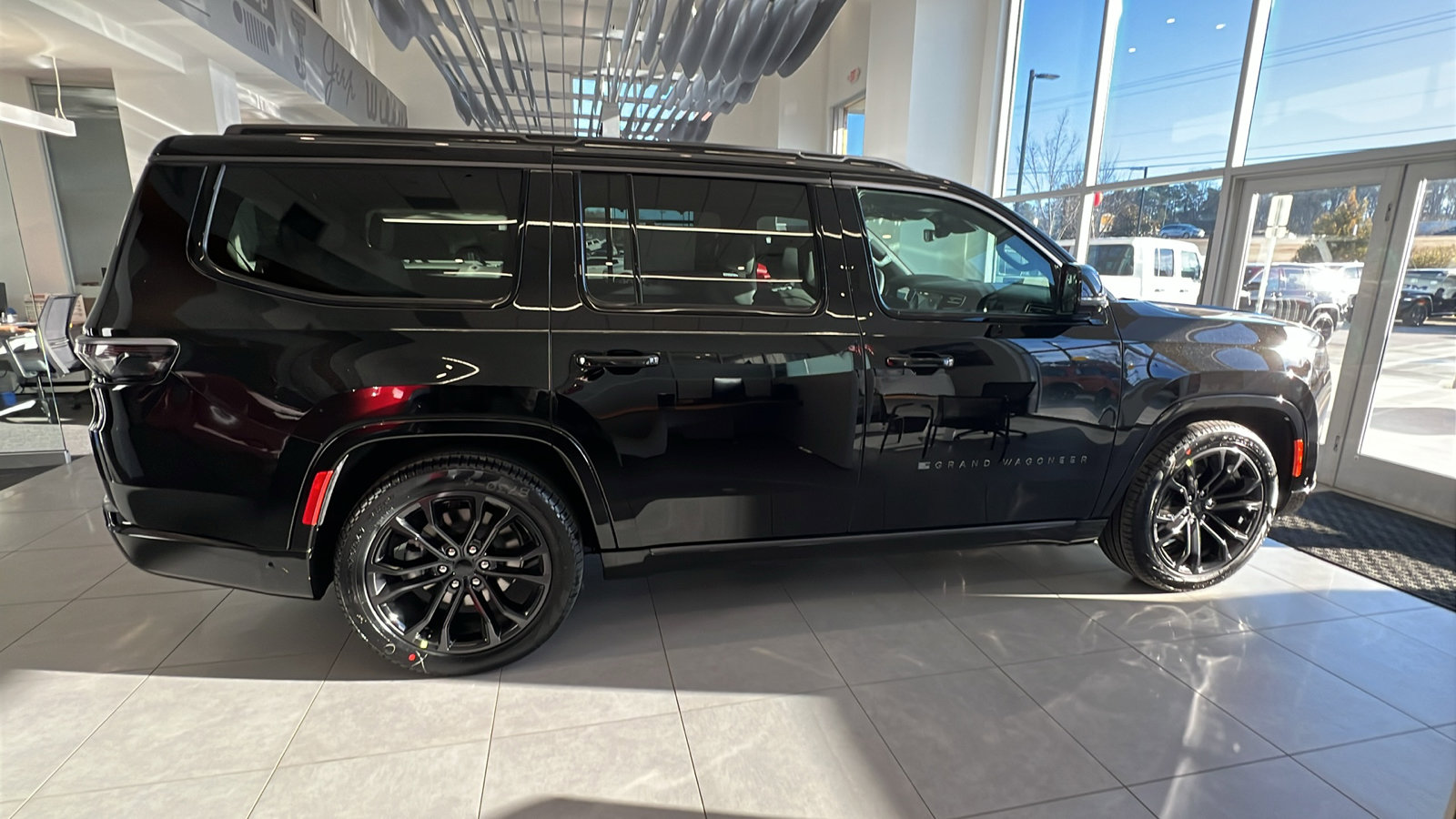 New 2026 Jeep Grand Wagoneer Summit image 10