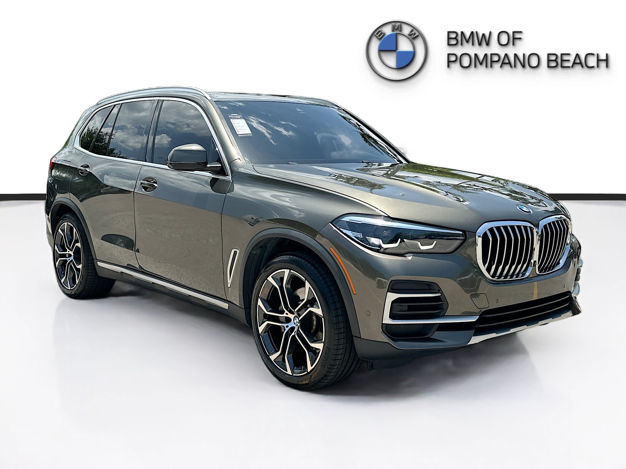 Used 2023 BMW X5 xDrive40i w/ Premium Package