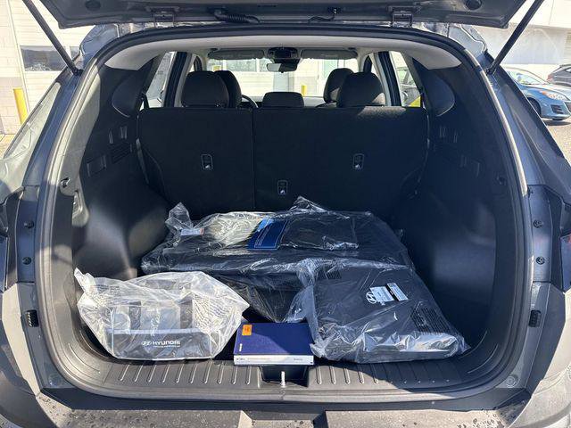 New 2026 Hyundai Tucson SE image 4