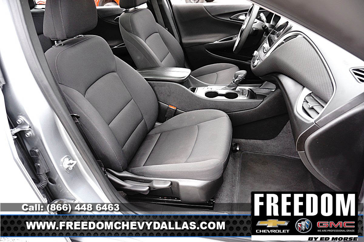 Used 2024 Chevrolet Malibu LT FWD image 11