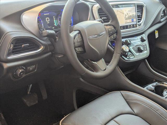 New 2026 Chrysler Pacifica Limited w/ S Appearance Package video 3