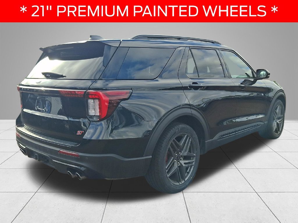 Used 2025 Ford Explorer ST w/ Sun And Sound Package AWD/4WD image 4