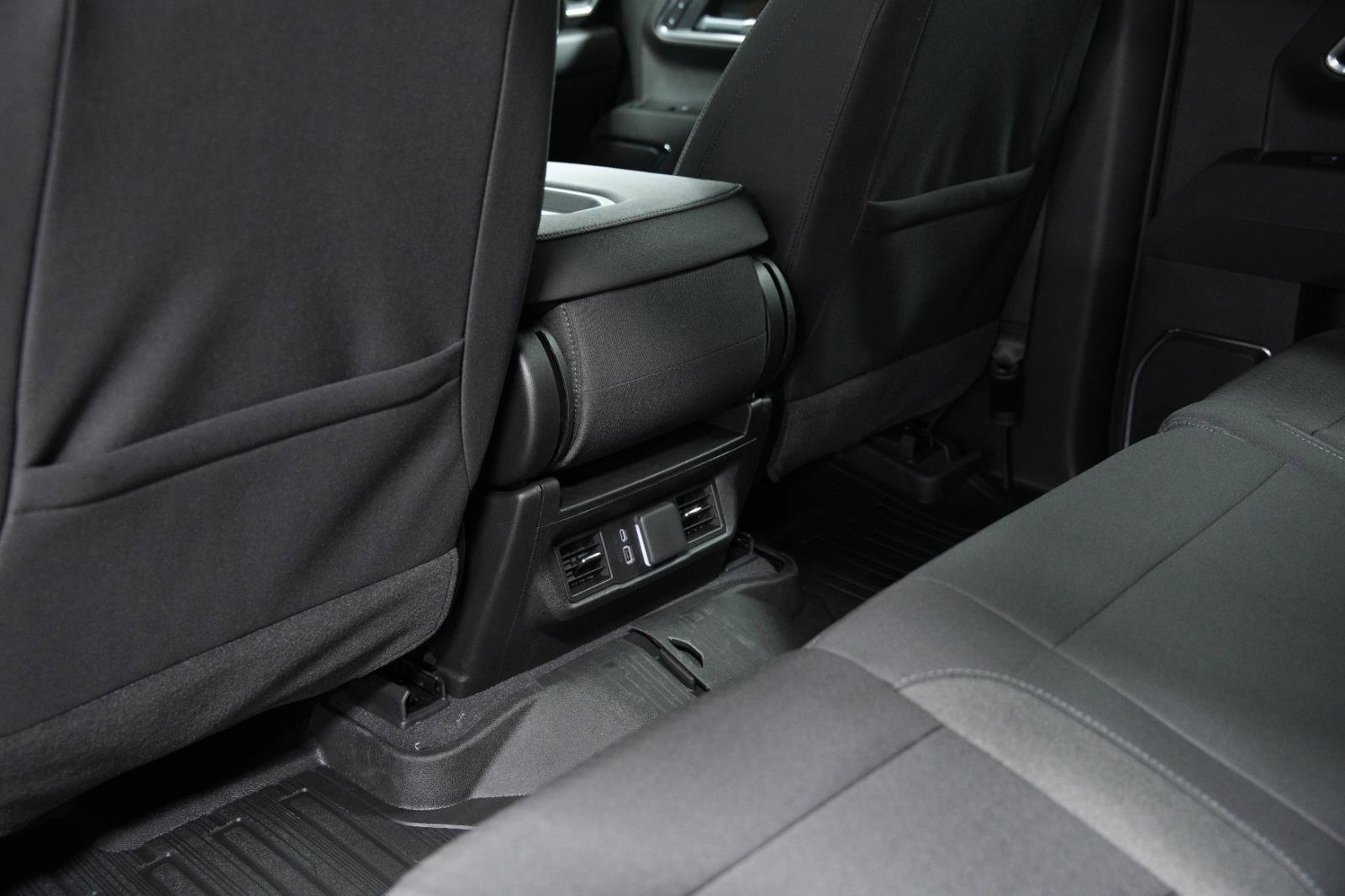 New 2026 GMC Sierra 1500 SLE image 21