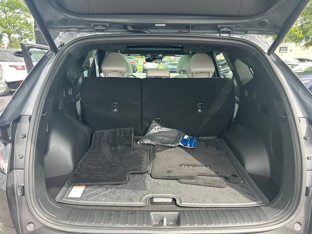 Used 2025 Hyundai Tucson Limited AWD/4WD image 18