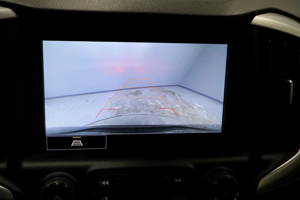 Used 2024 GMC Terrain SLT image 2