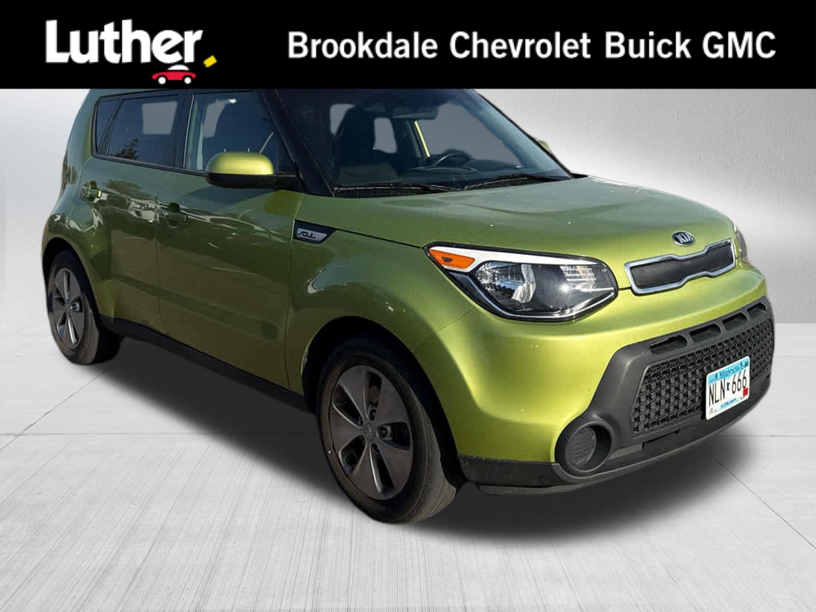 Used 2015 Kia Soul FWD image 1