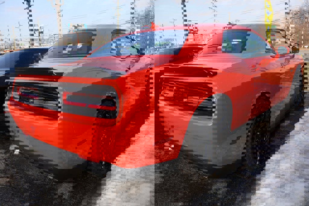 Used 2023 Dodge Challenger R/T w/ Plus Package image 4