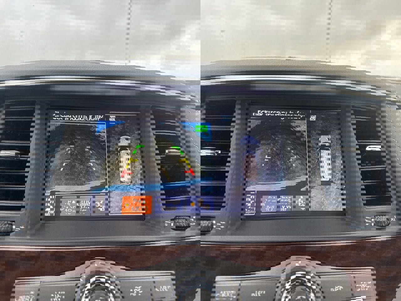 Used 2020 Nissan Armada SL w/ Premium Package image 49