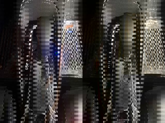 Used 2021 Toyota Corolla XSE image 14