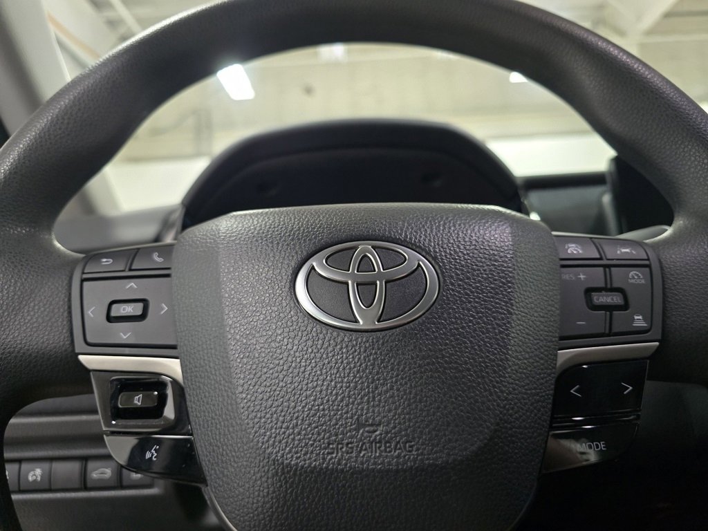 Certified 2025 Toyota Camry LE image 25