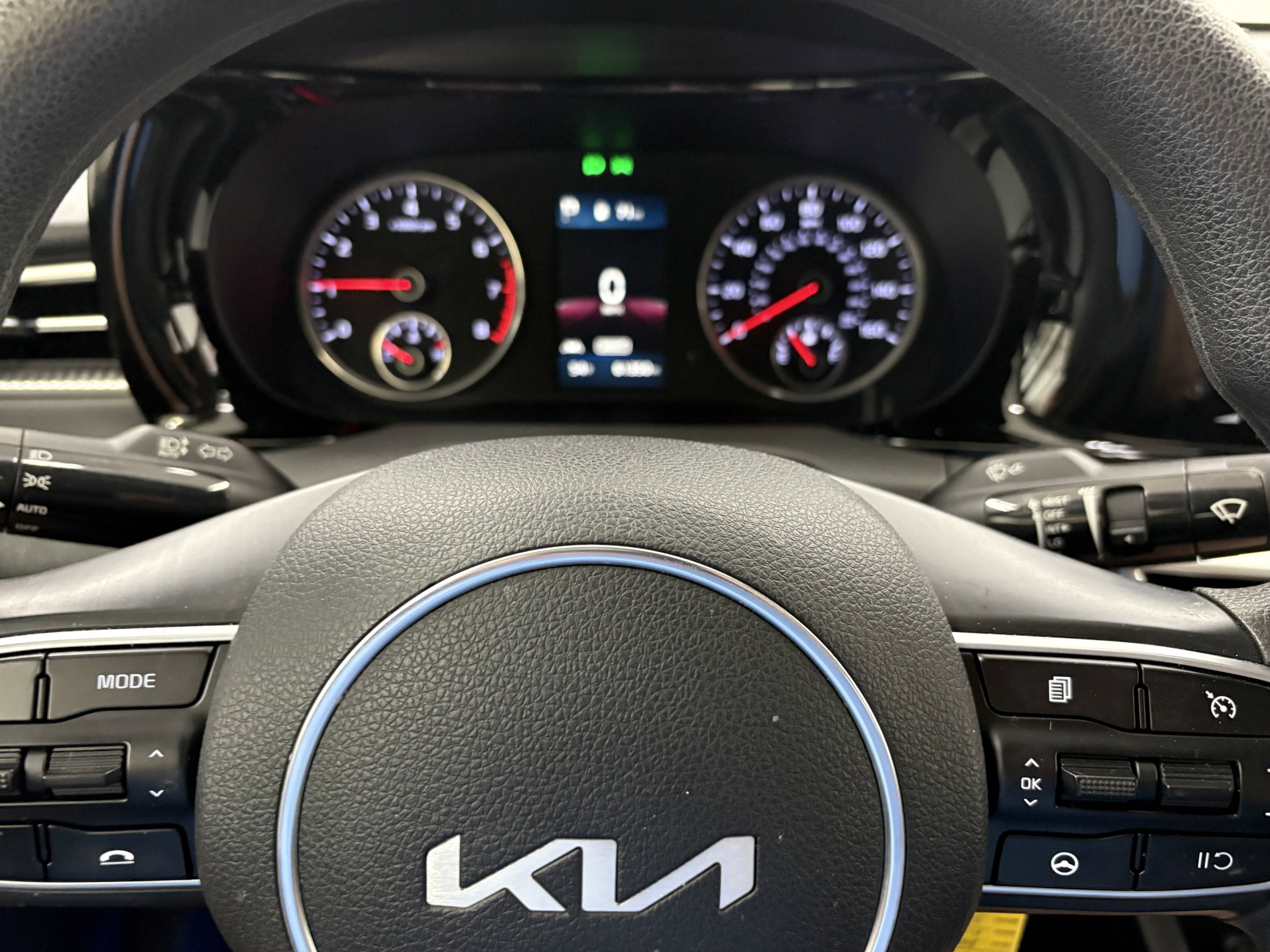 Used 2022 Kia K5 LX FWD image 29
