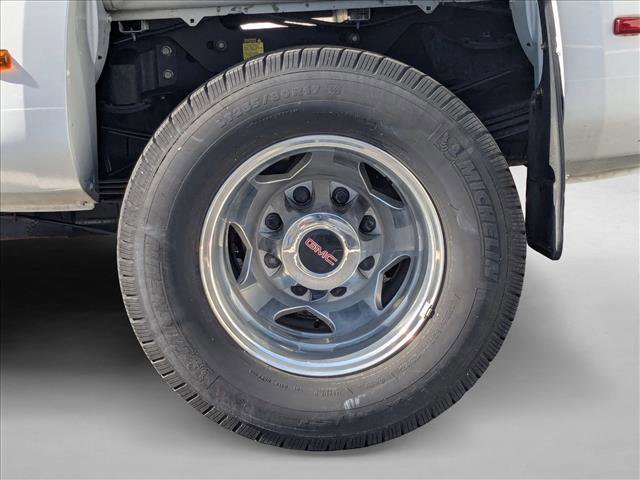 Used 2015 GMC Sierra 3500 Denali w/ Duramax Plus Package image 21