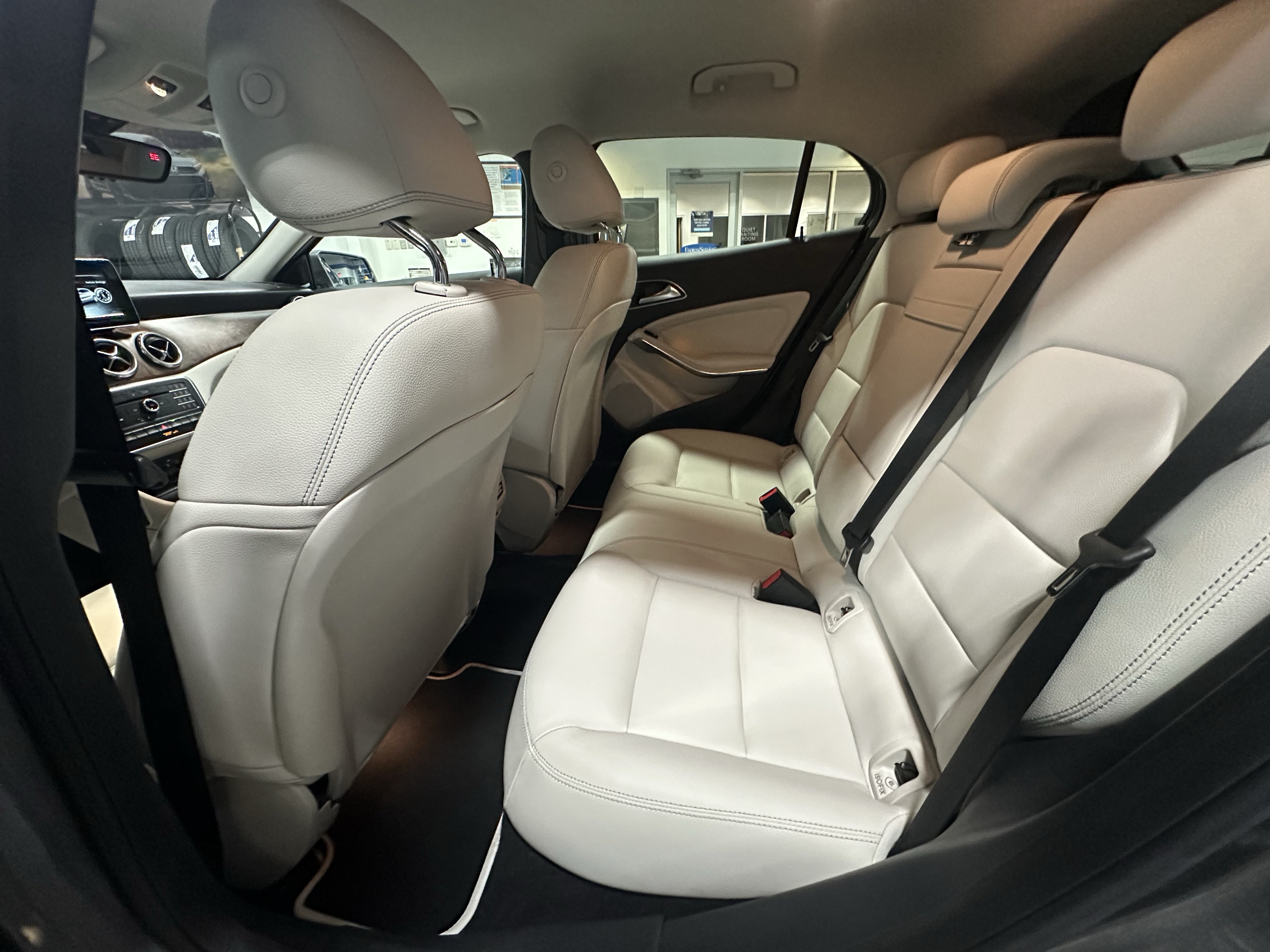 Used 2016 Mercedes-Benz GLA 250 4MATIC image 21