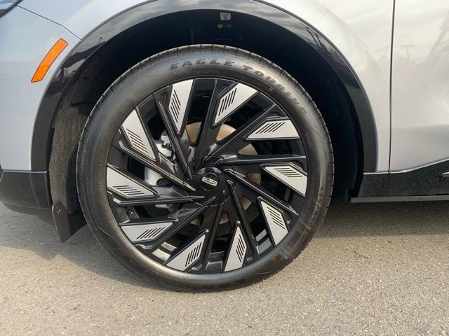 New 2025 Lincoln Nautilus Reserve image 11