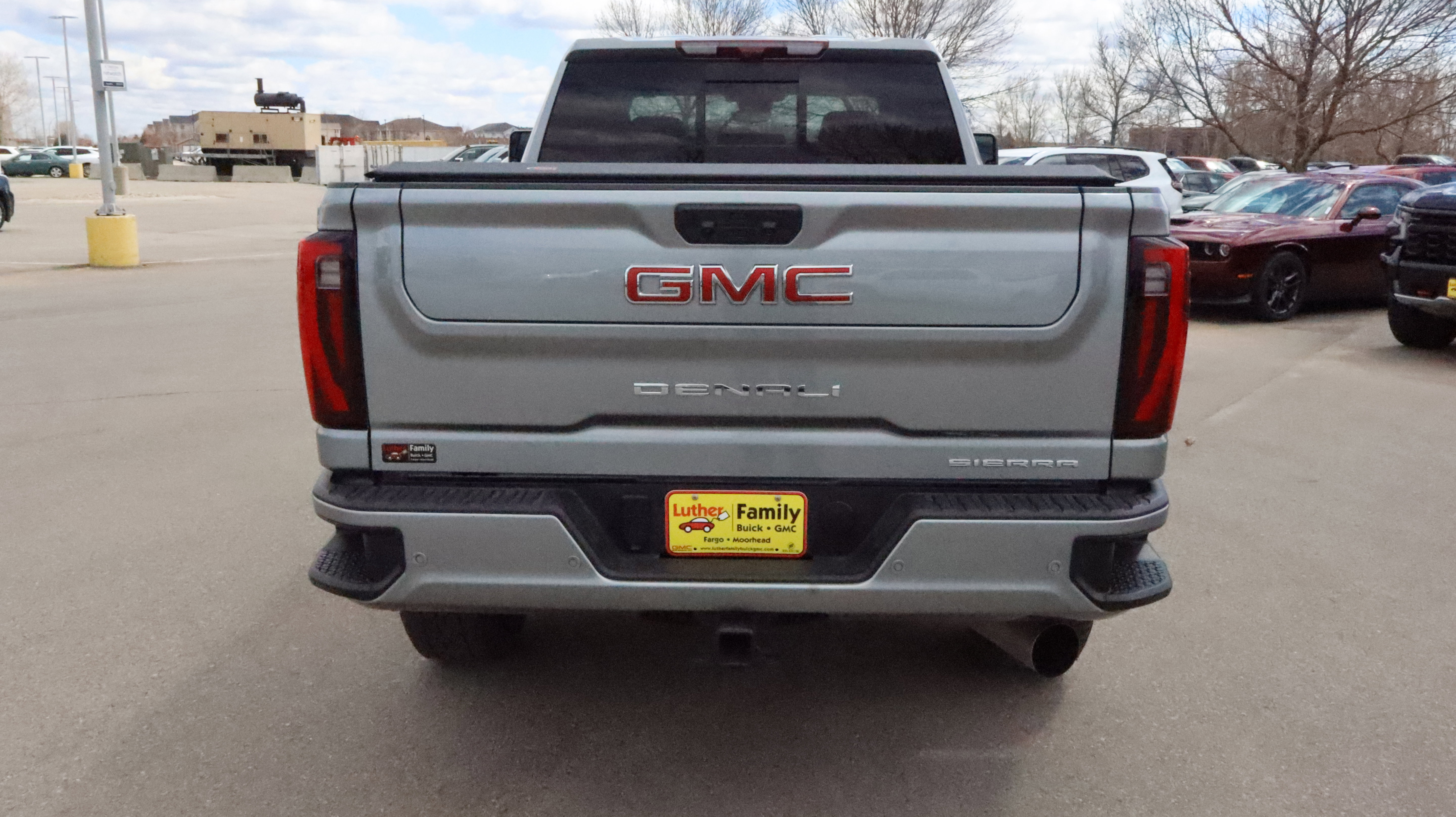 Used 2024 GMC Sierra 2500 Denali w/ Denali Reserve Package AWD/4WD image 6