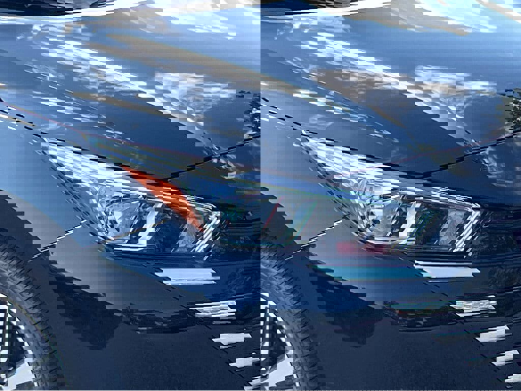 New 2025 Nissan Versa S w/ Trunk Package image 4