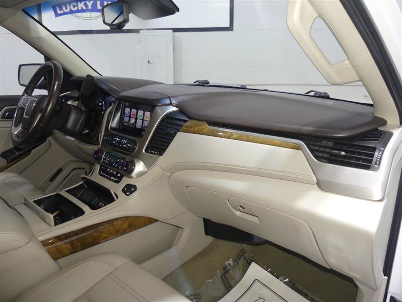 Used 2017 GMC Yukon Denali AWD/4WD image 24