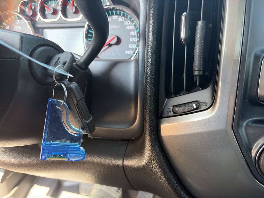 Used 2018 Chevrolet Silverado 1500 LT w/ All Star Edition AWD/4WD image 24