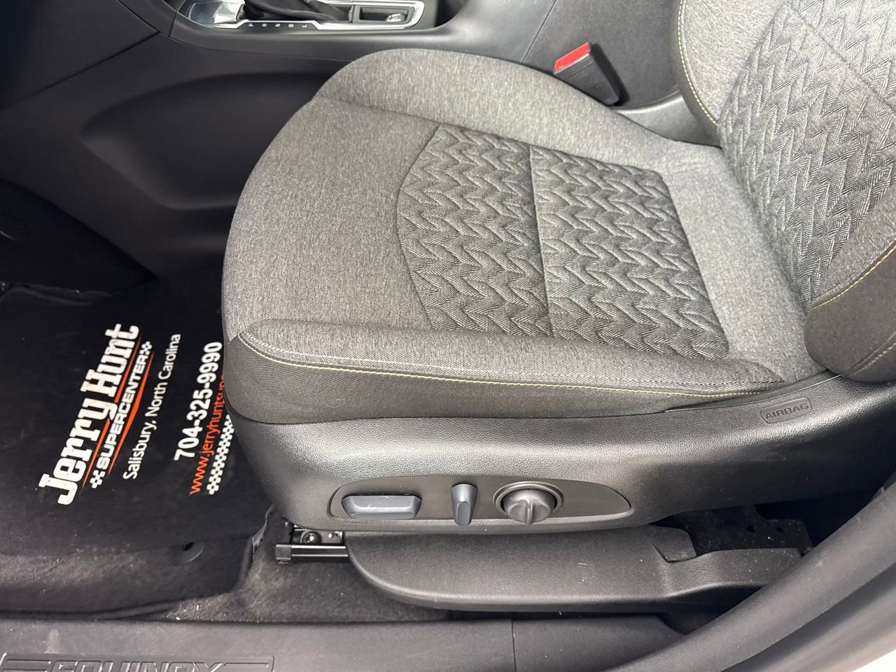 Used 2023 Chevrolet Equinox LT image 12