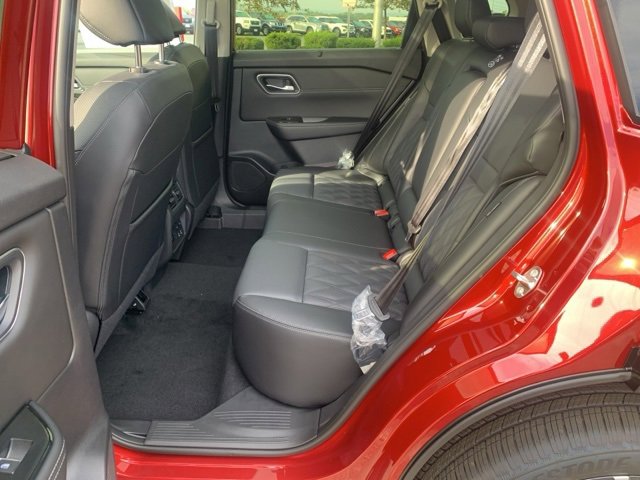 New 2026 Nissan Rogue Platinum image 26