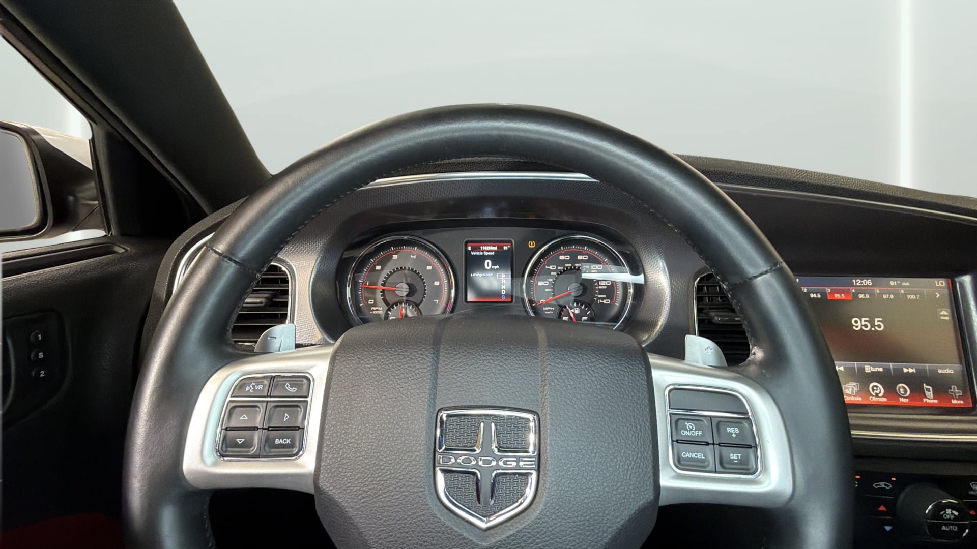 Used 2014 Dodge Charger SXT Plus RWD image 30