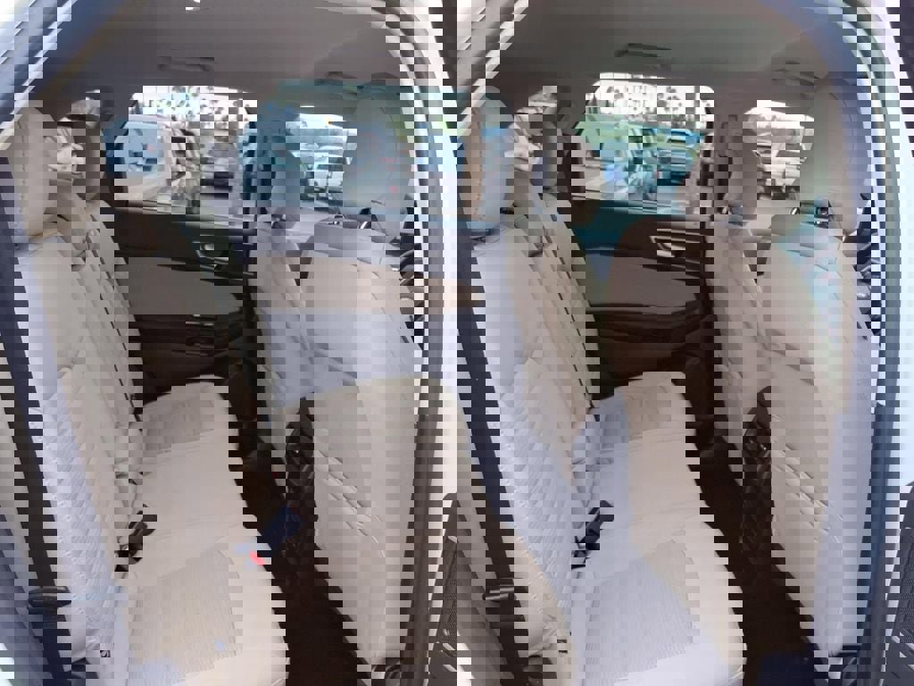 Used 2017 Ford Edge SEL image 22