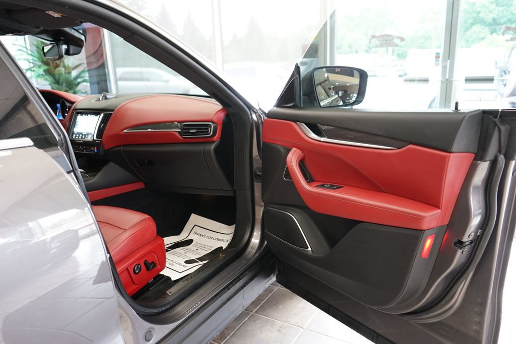 Used 2018 Maserati Levante S GranSport AWD/4WD image 45