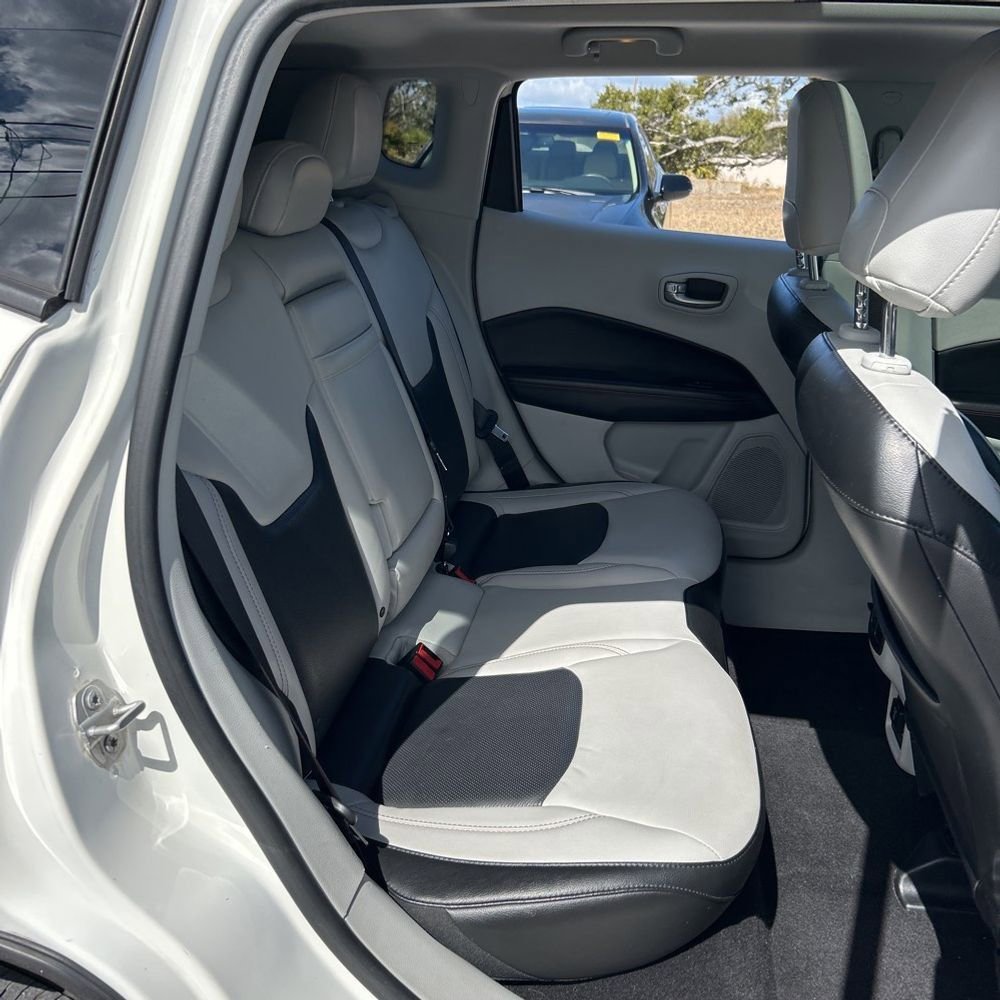 Used 2018 Jeep Compass Limited w/ Navigation Group image 13