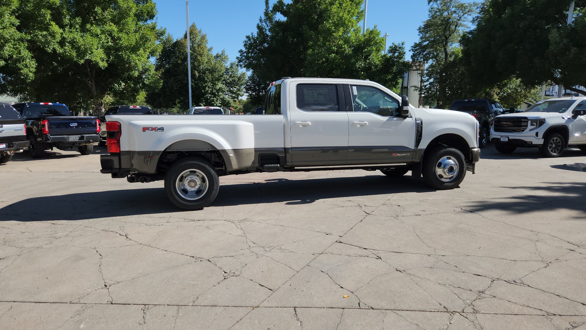 New 2026 Ford F350 King Ranch AWD/4WD image 8
