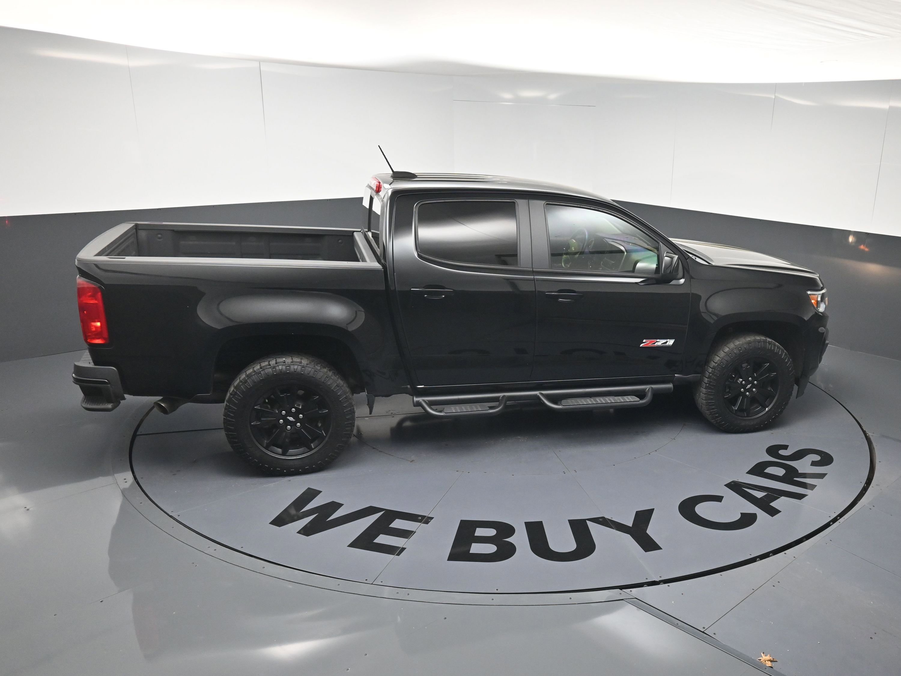 Used 2022 Chevrolet Colorado Z71 w/ Z71 Midnight Edition image 33