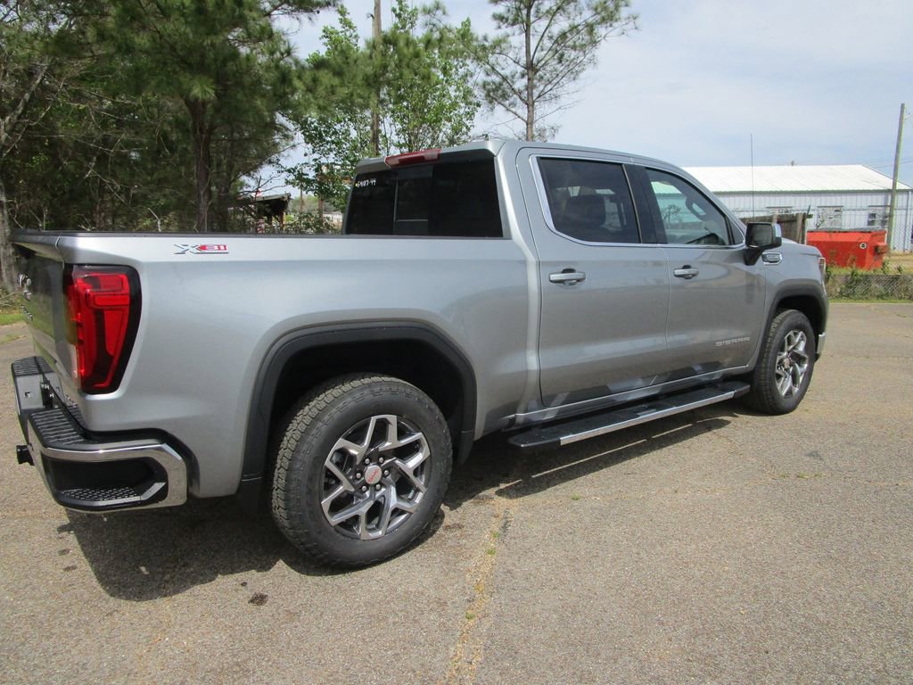 New 2026 GMC Sierra 1500 SLE image 7