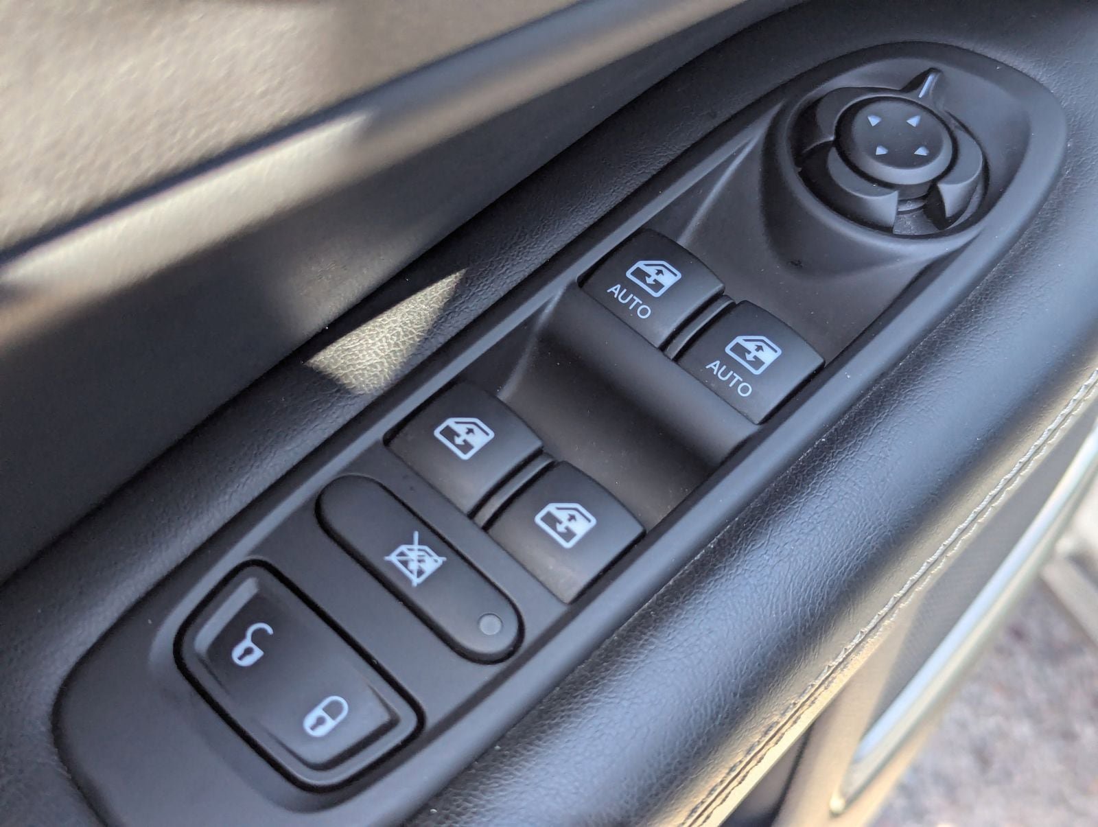 Used 2021 Jeep Compass 80th Special Edition image 21
