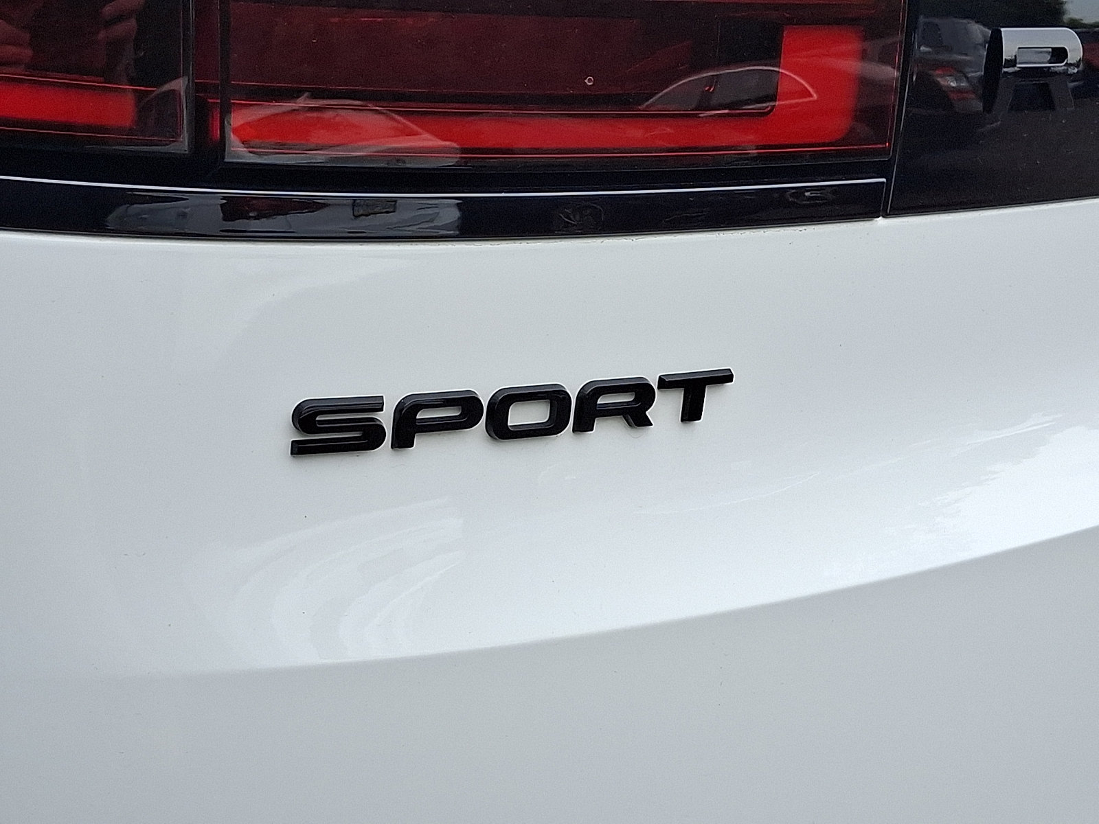 Used 2024 Land Rover Range Rover Sport Dynamic SE AWD/4WD image 30