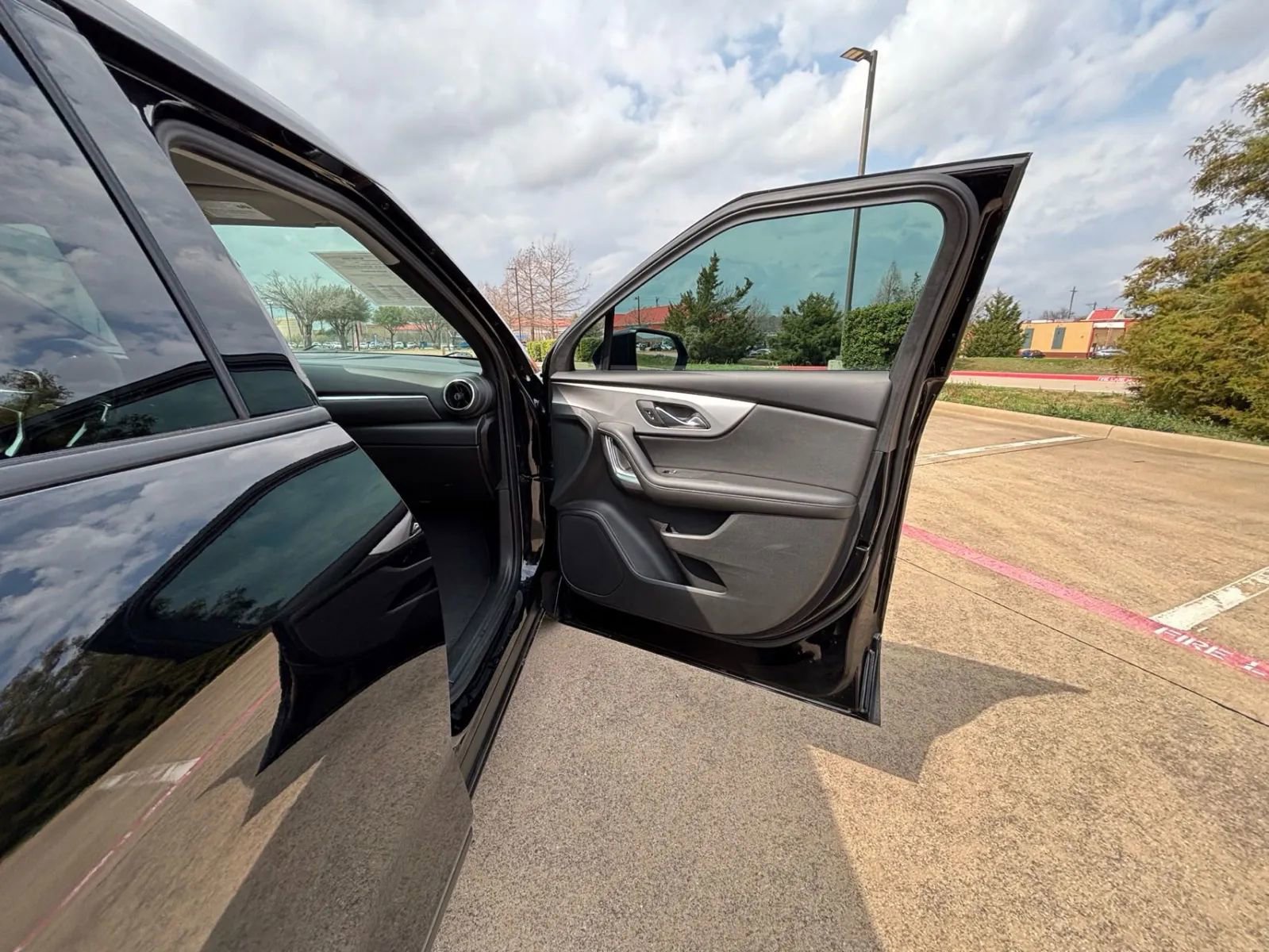 Used 2022 Chevrolet Blazer LT FWD image 14