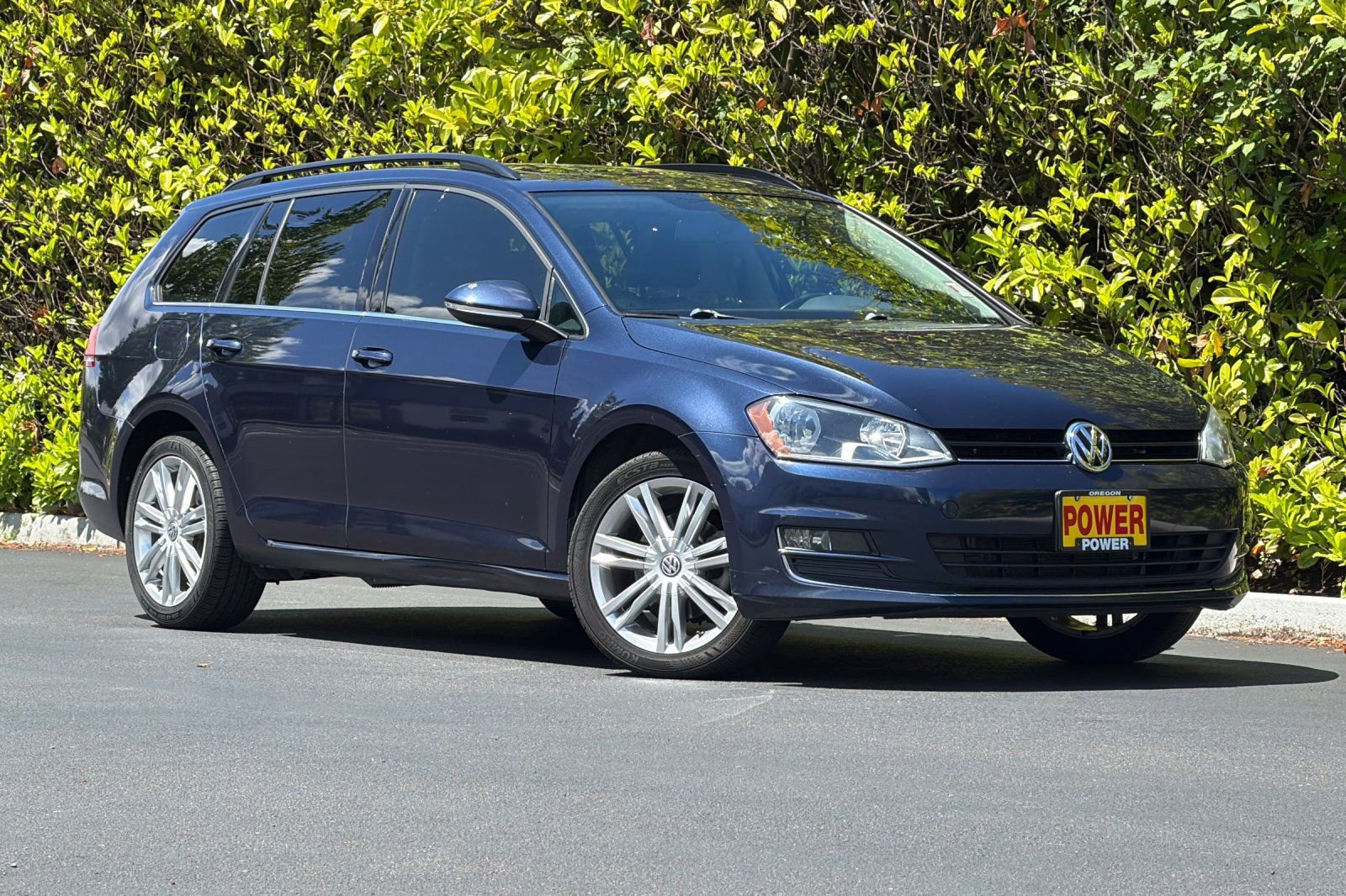 Used 2015 Volkswagen Golf TDI SEL FWD image 2